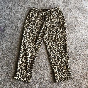 H&M 🐆 Leopard Print Cropped Trousers - Size 8